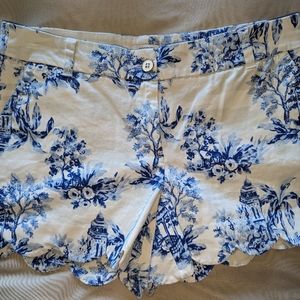 Crown & Ivy Shorts